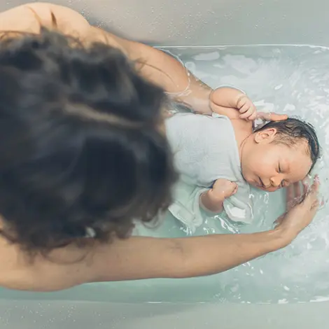 Jaki produkt warto wybrać do kąpieli niemowląt?